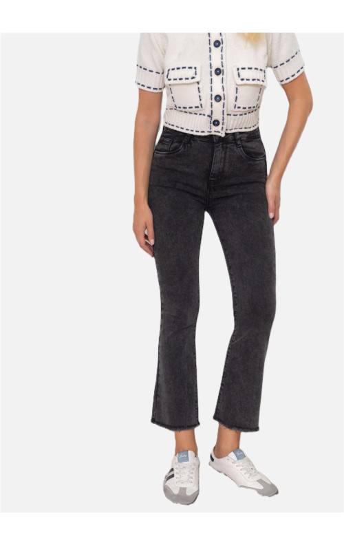 FLARED COLORES NEGRO