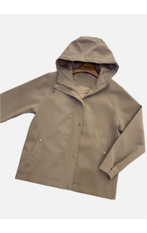 CAZADORA IMPERMEABLE CAMEL